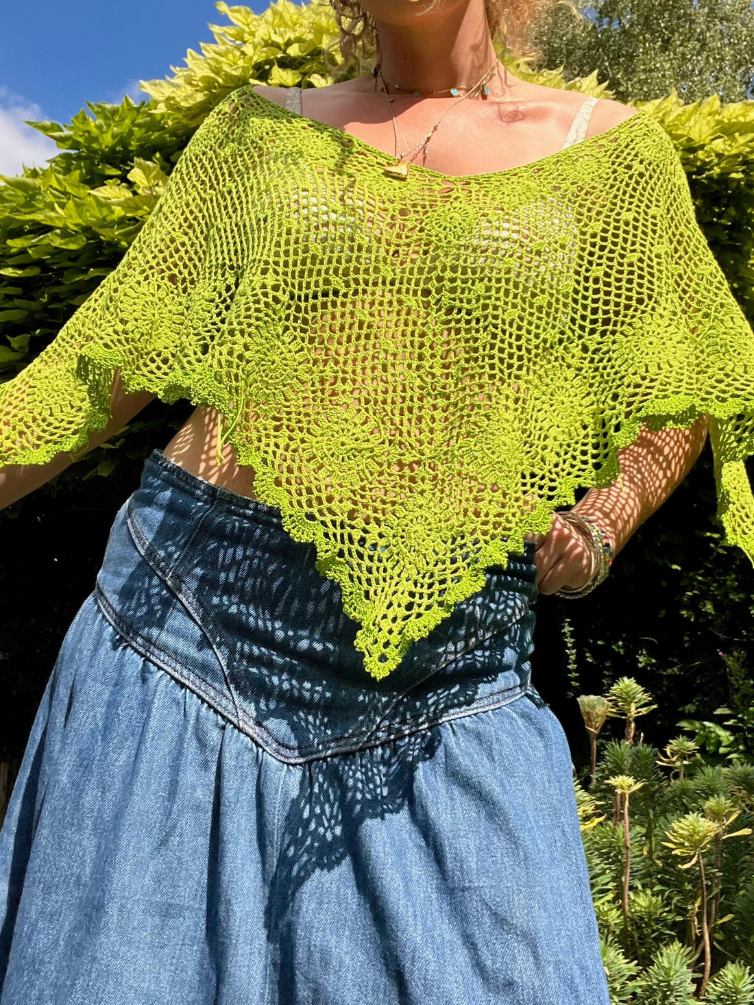 Clover Poncho lace crochet pattern - finished poncho